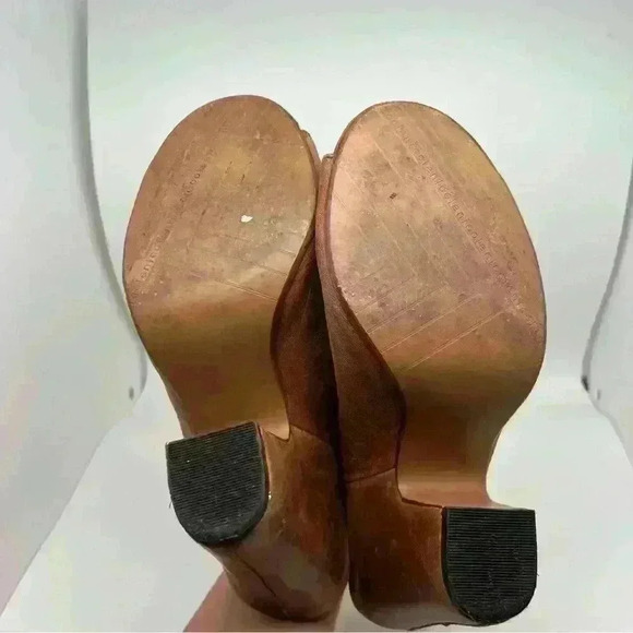 Nicole-  Women’s Loopey Sandals Tan Leather 
Sz 8 - Picture 2 of 10